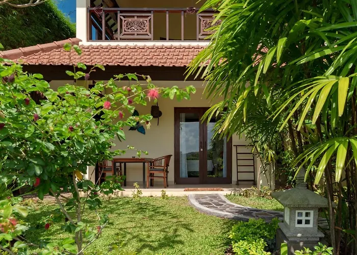 Alamanda Lovina Resort